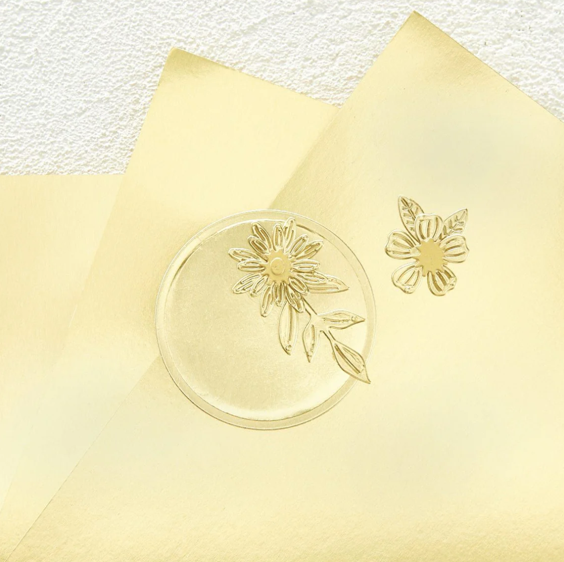 Mirror Gold Cardstock 8 1/2" x 11" - 10 Pack (Spellbinders)