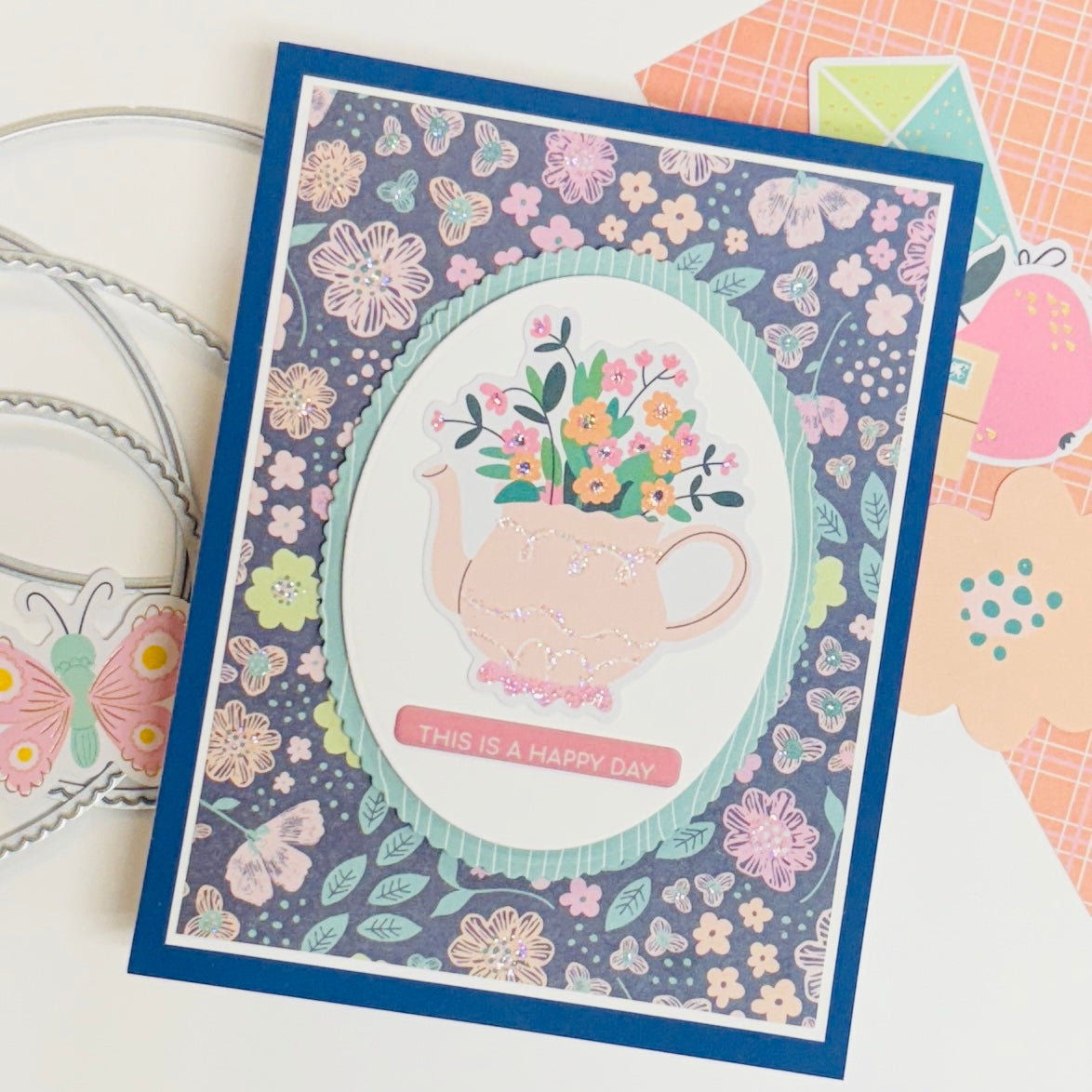 Spellbinders Spreading Happiness Card Kit