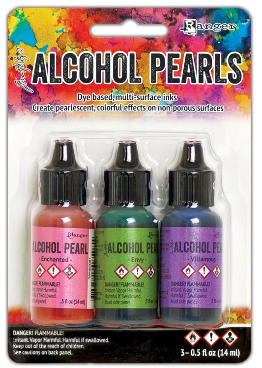 Packaging of Alcohol Pearls with three bottles on a colorful background
