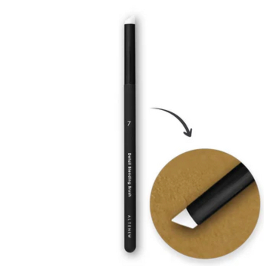 Altenew Middle Angled Blending Brush