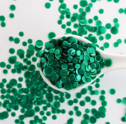 Green flat sequins for shaker cards